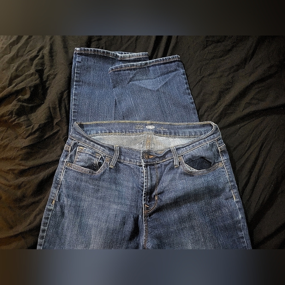 Old Navy - Womens Bout Cut Jeans - Size 10 - Med. Blue